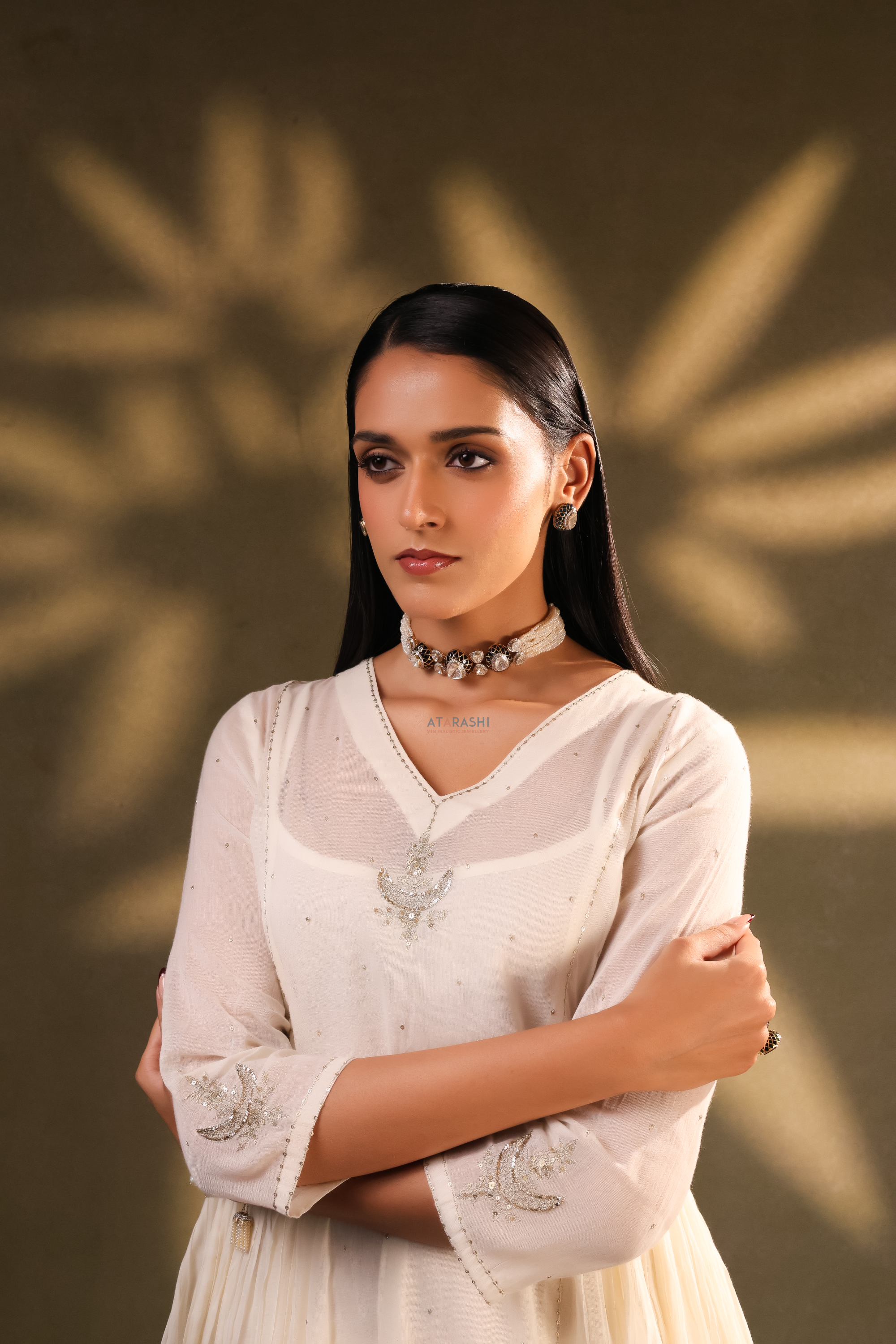 Nisarga Statement Choker