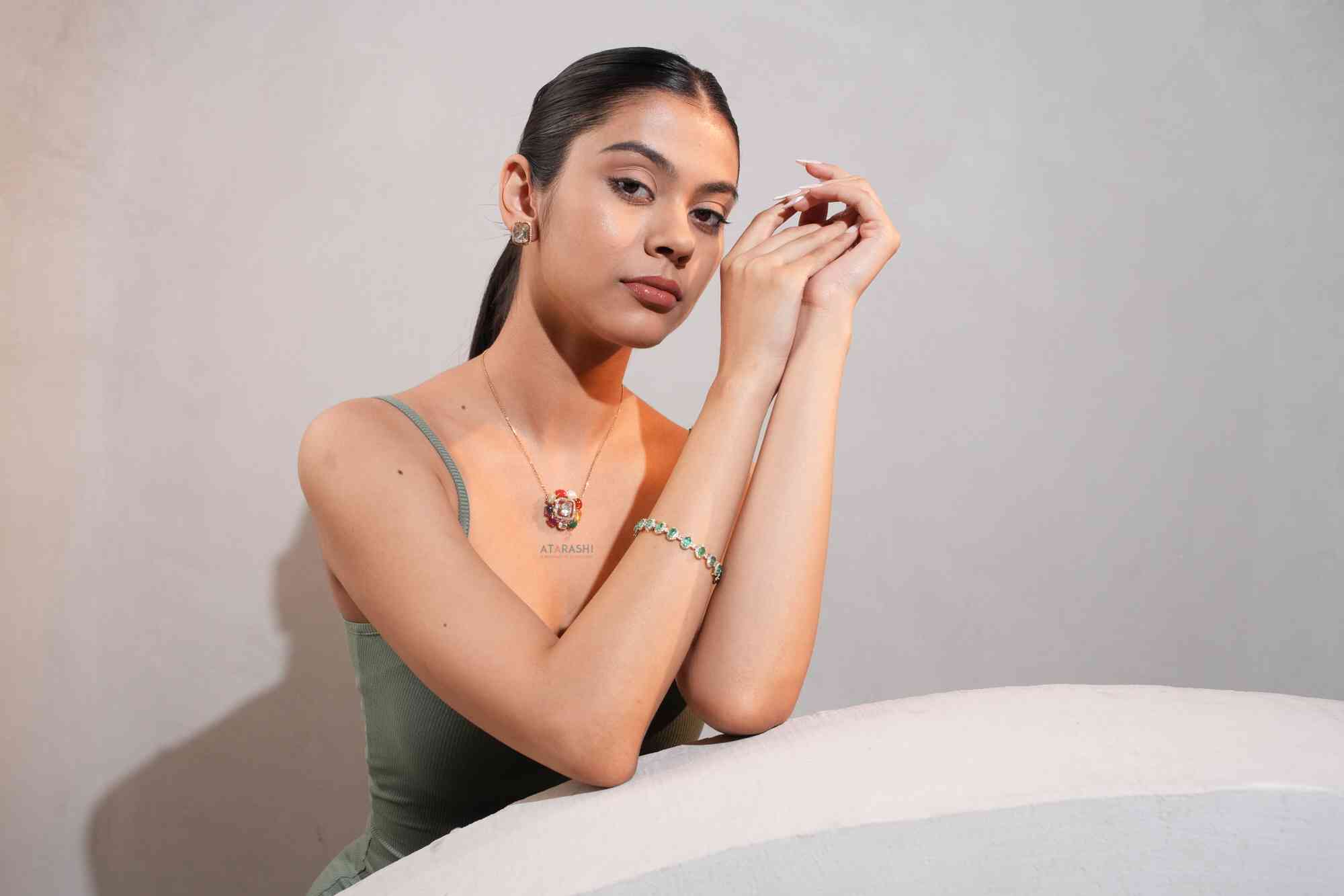Ekatra Pendant