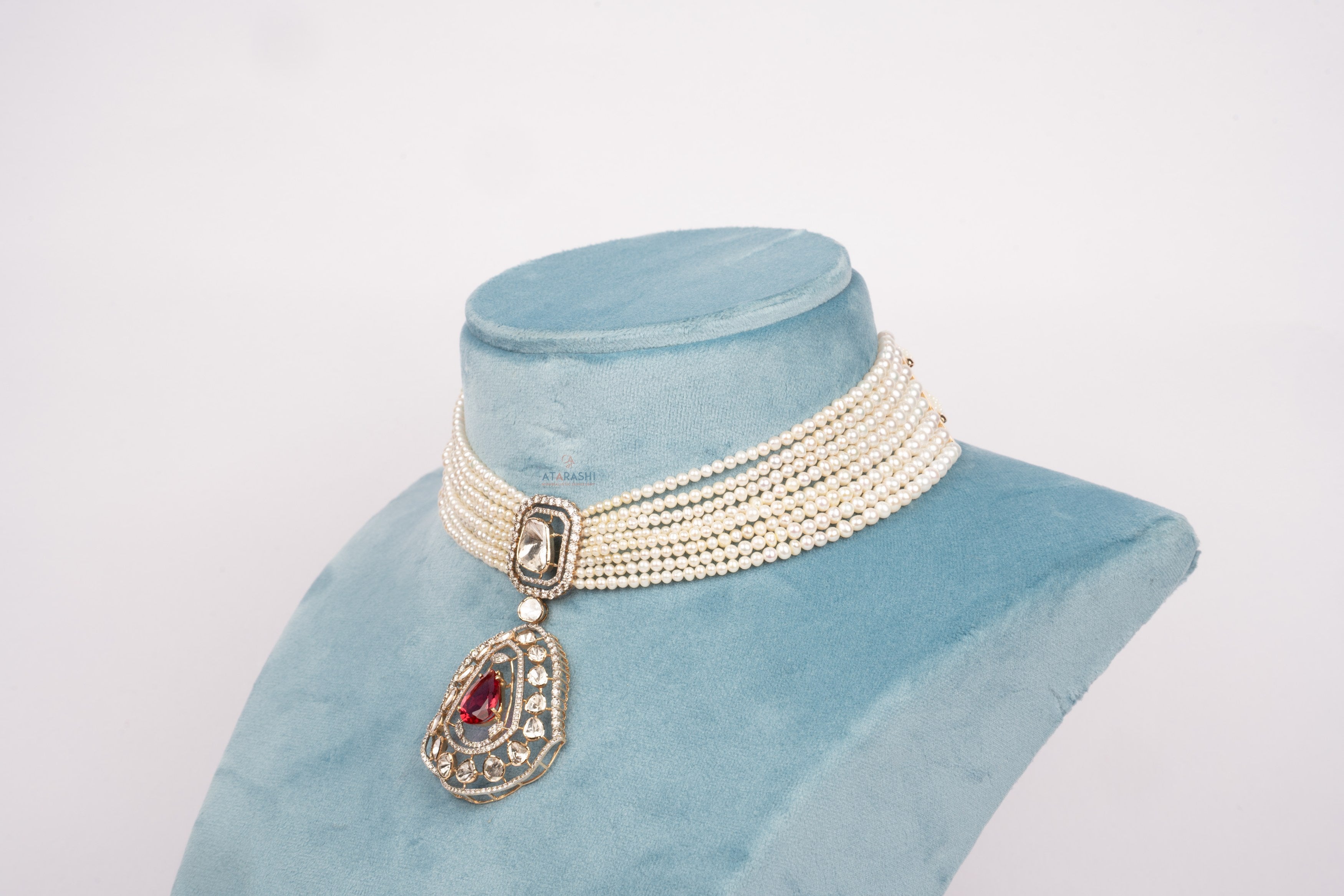 Scarlet Grace Pearl Choker