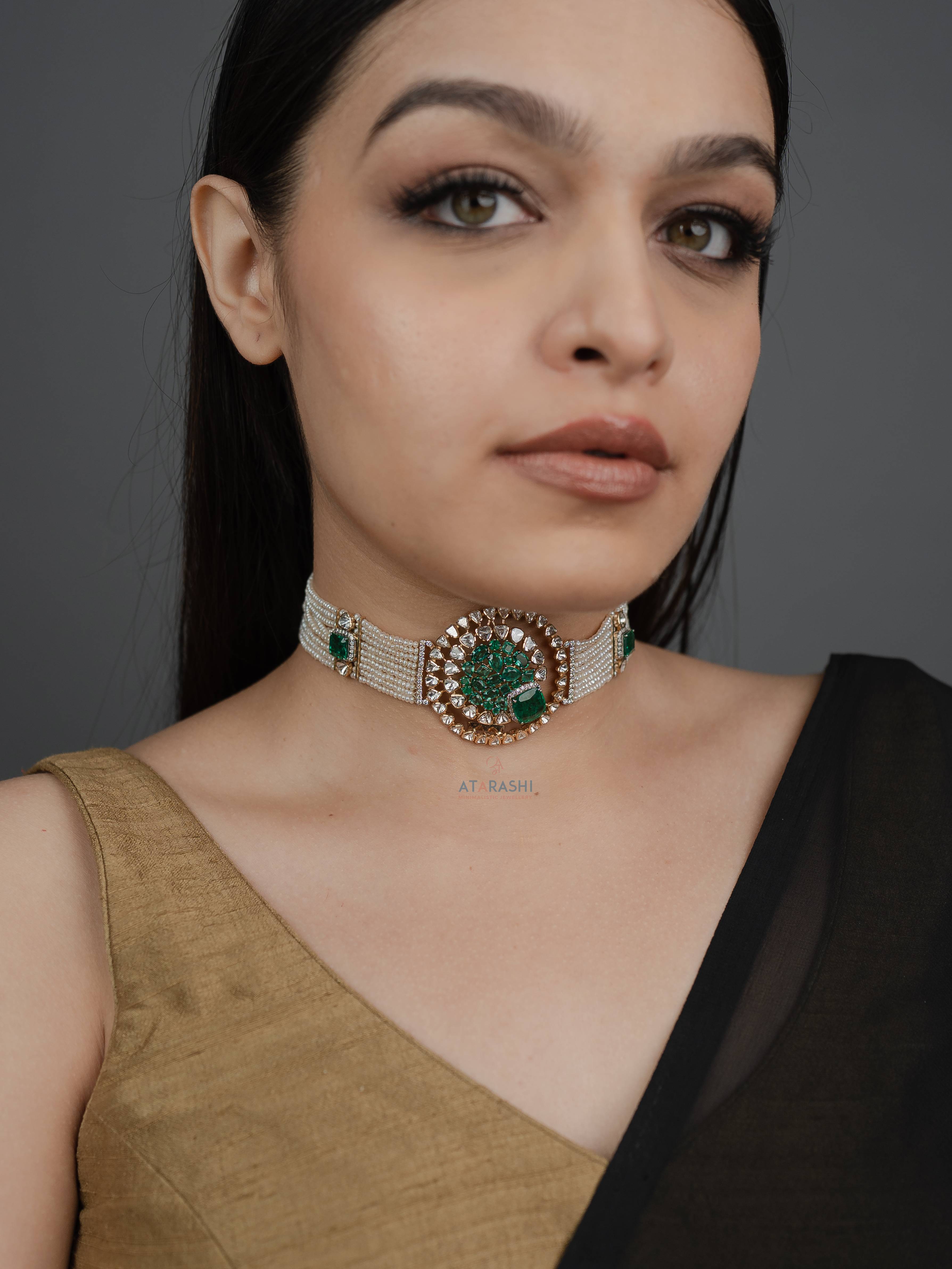 Emerald Radiance Pearl Choker
