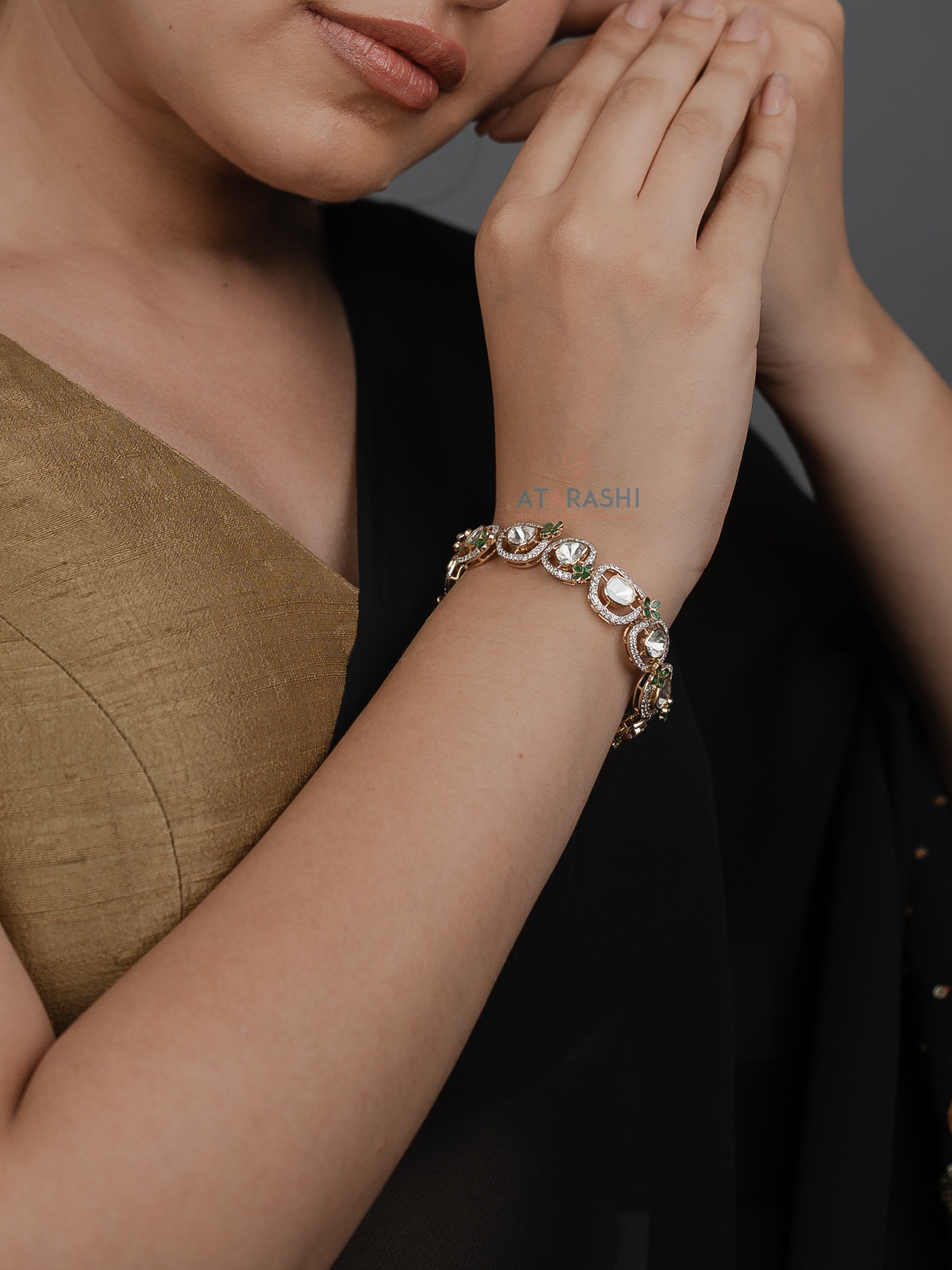 Rashi Emerald Link Bracelet