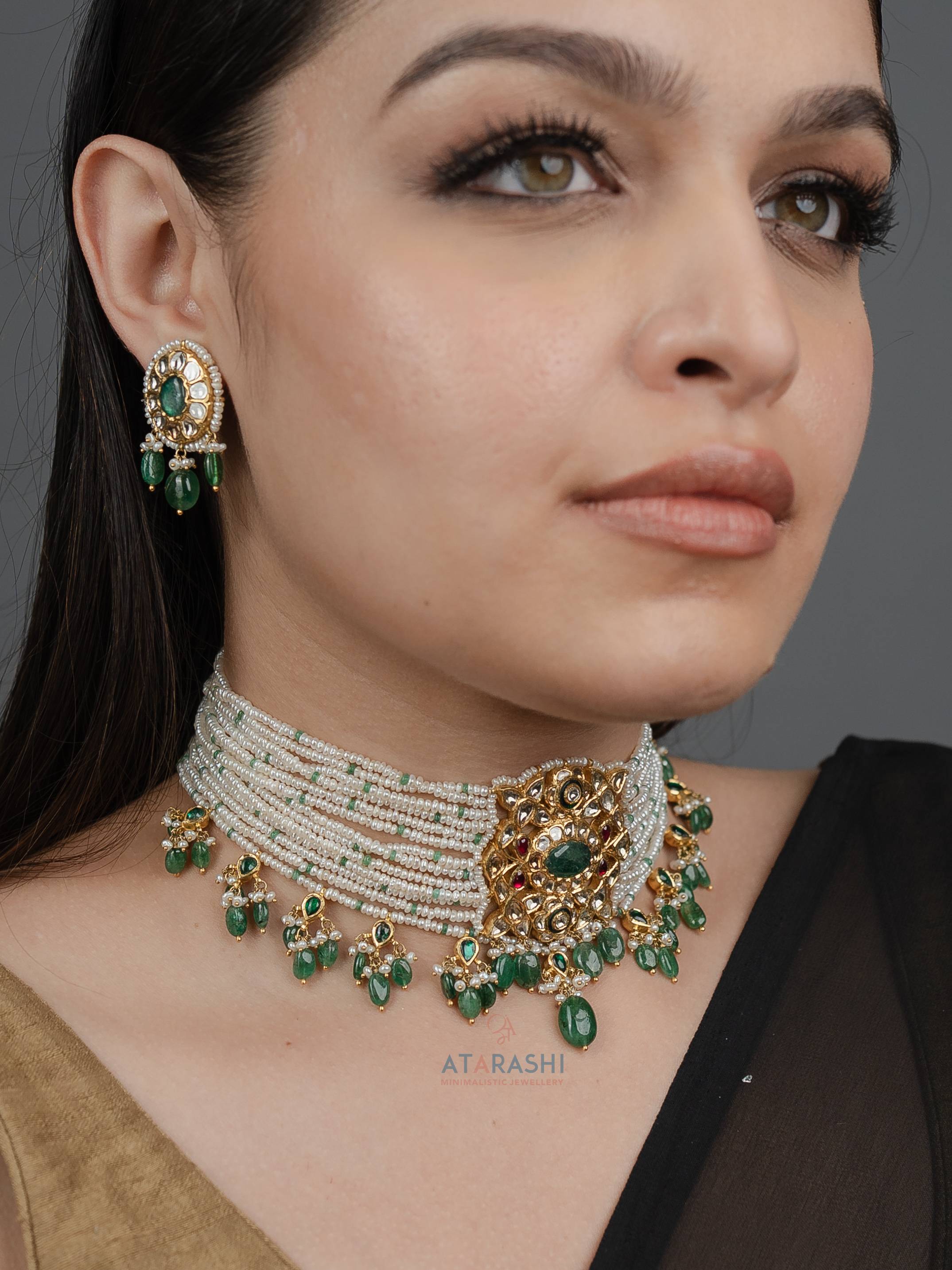 Ruhani Emerald Kundan Choker