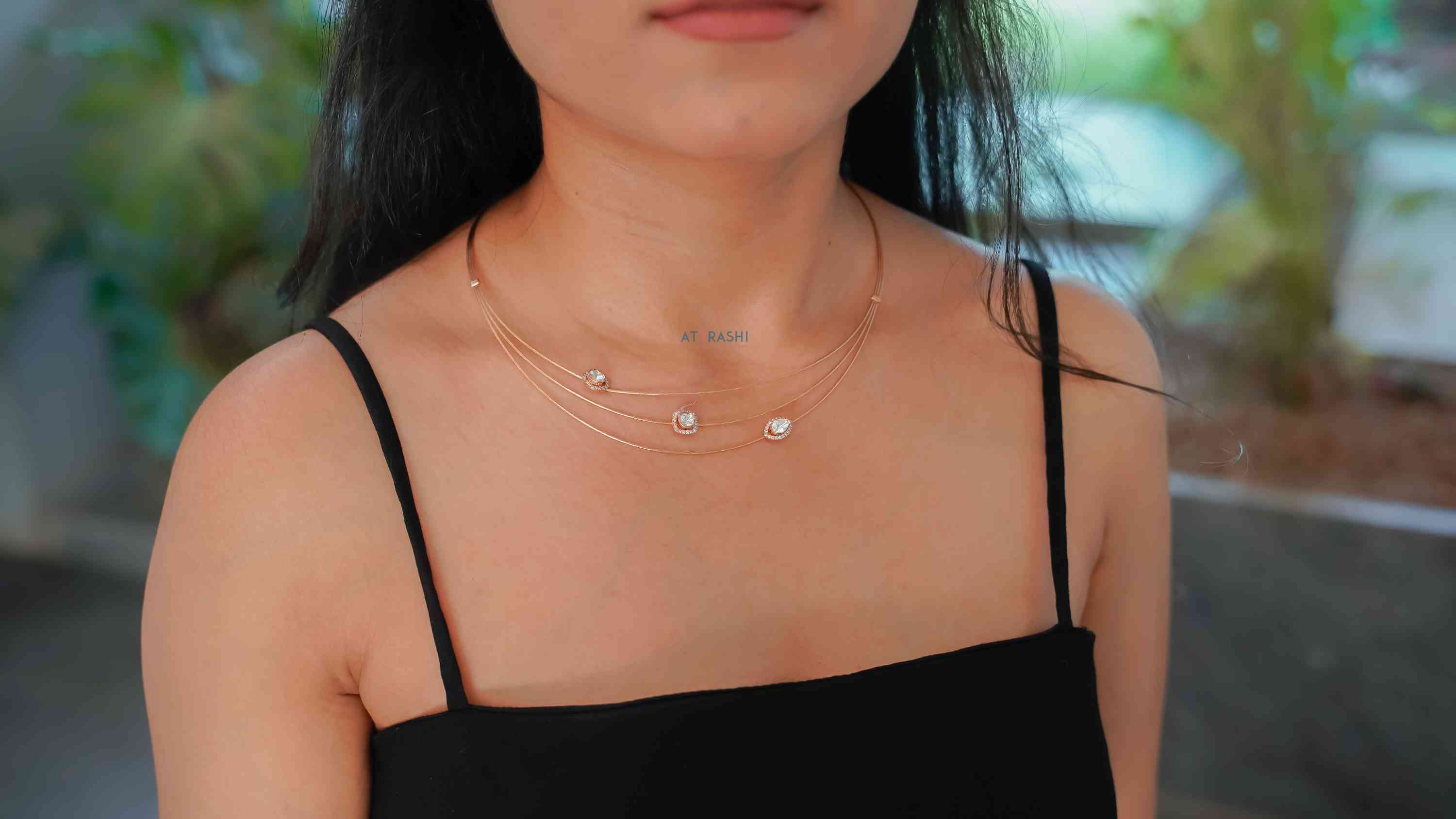 Orbit Shine Choker