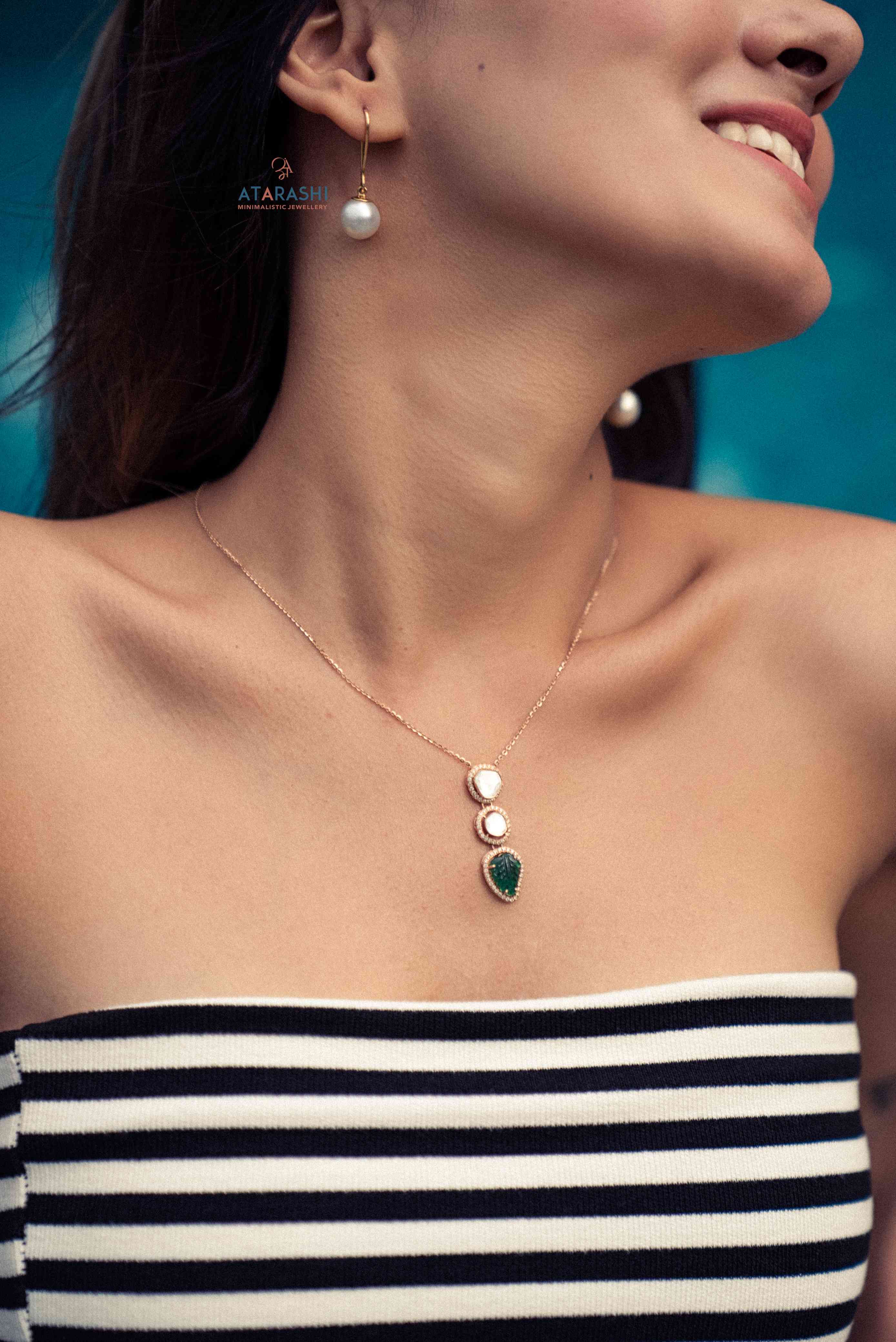 Noor drop earrings