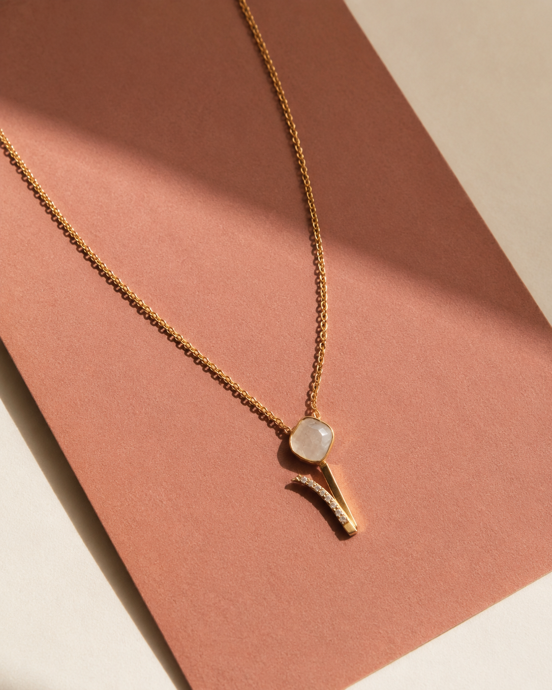 Elira Uncut Diamond Pendant Necklace
