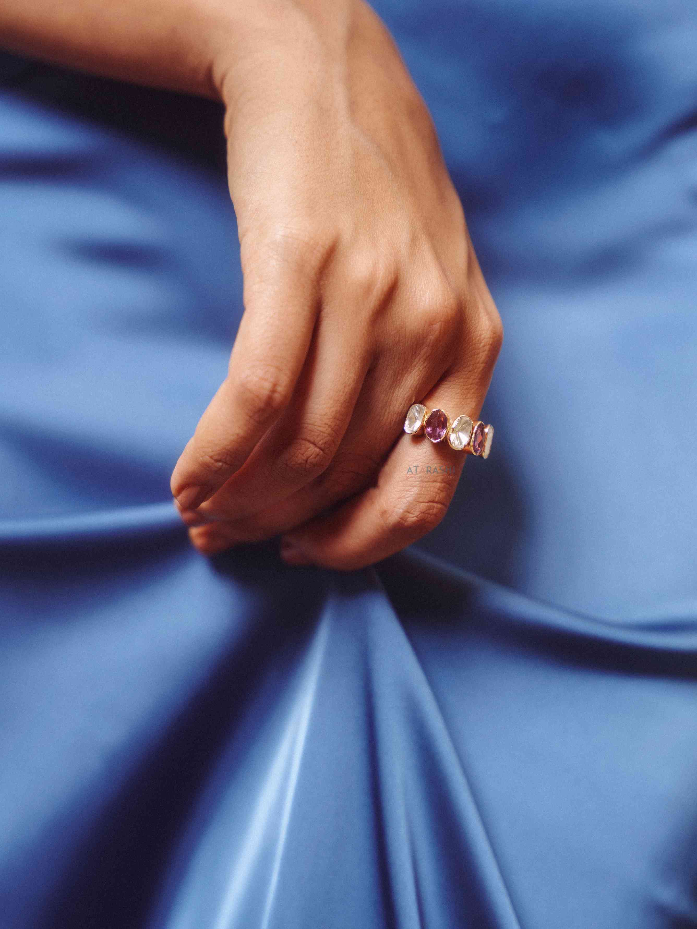 Prism petal open
ring