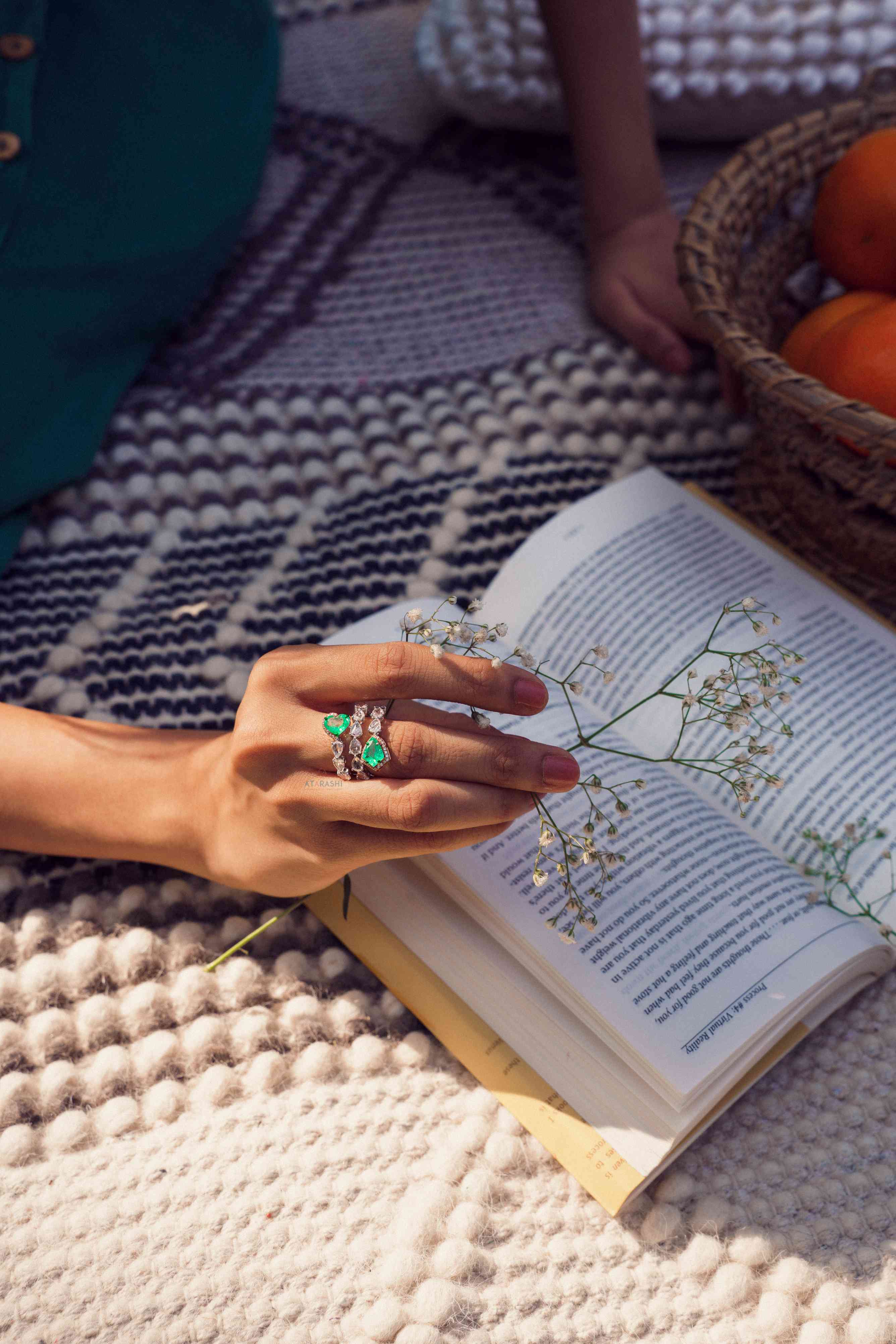 Emeral ivy ring