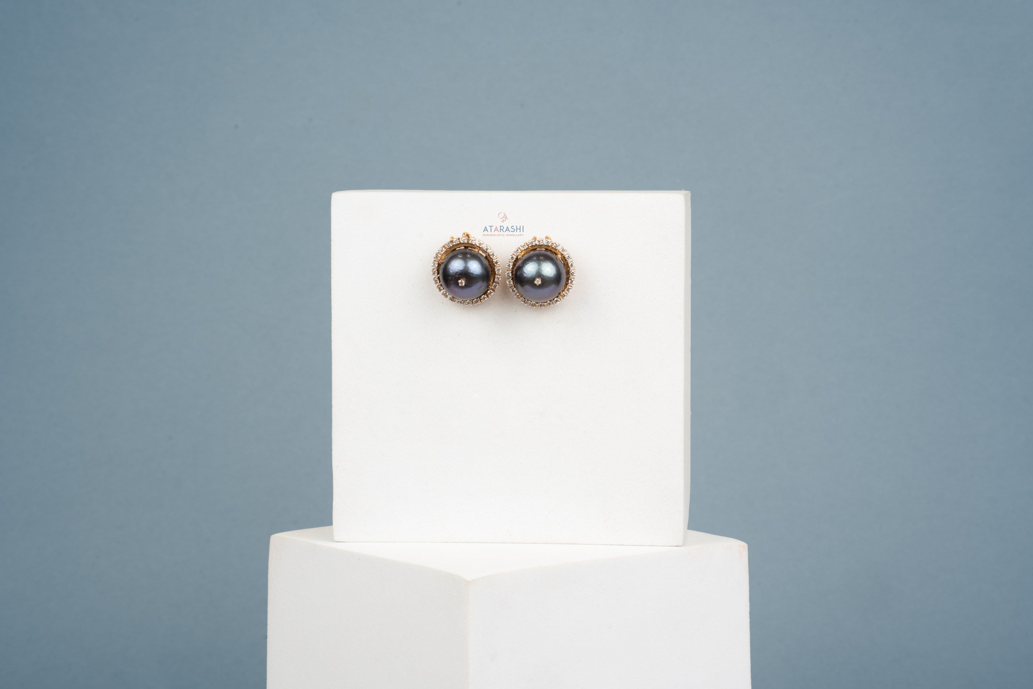 Noir Pearl Halo Studs