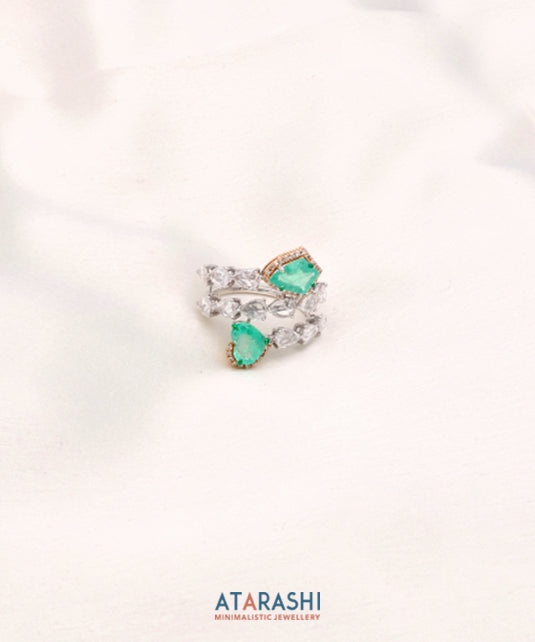 Emeral ivy ring