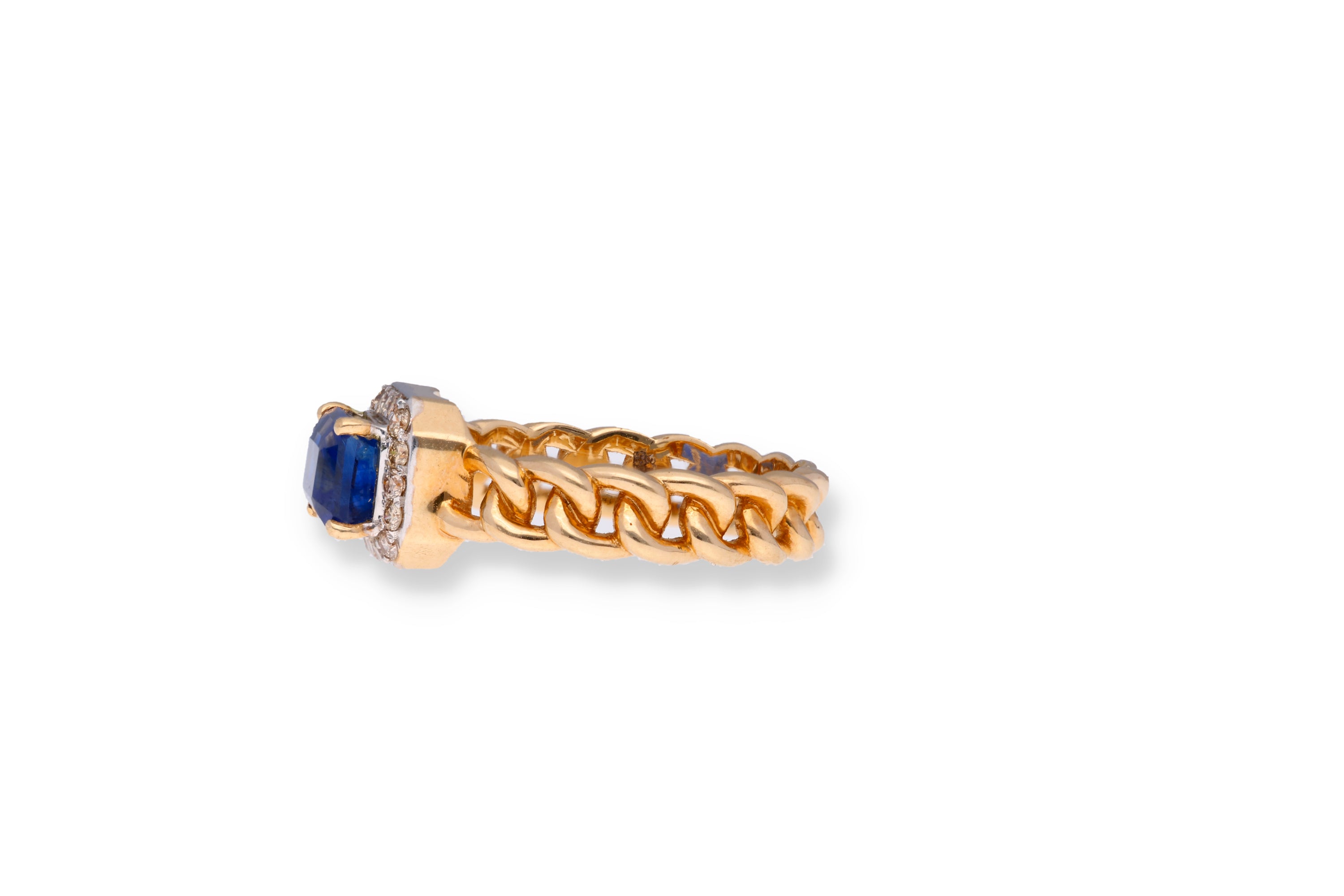 Royal sapphire chainlink