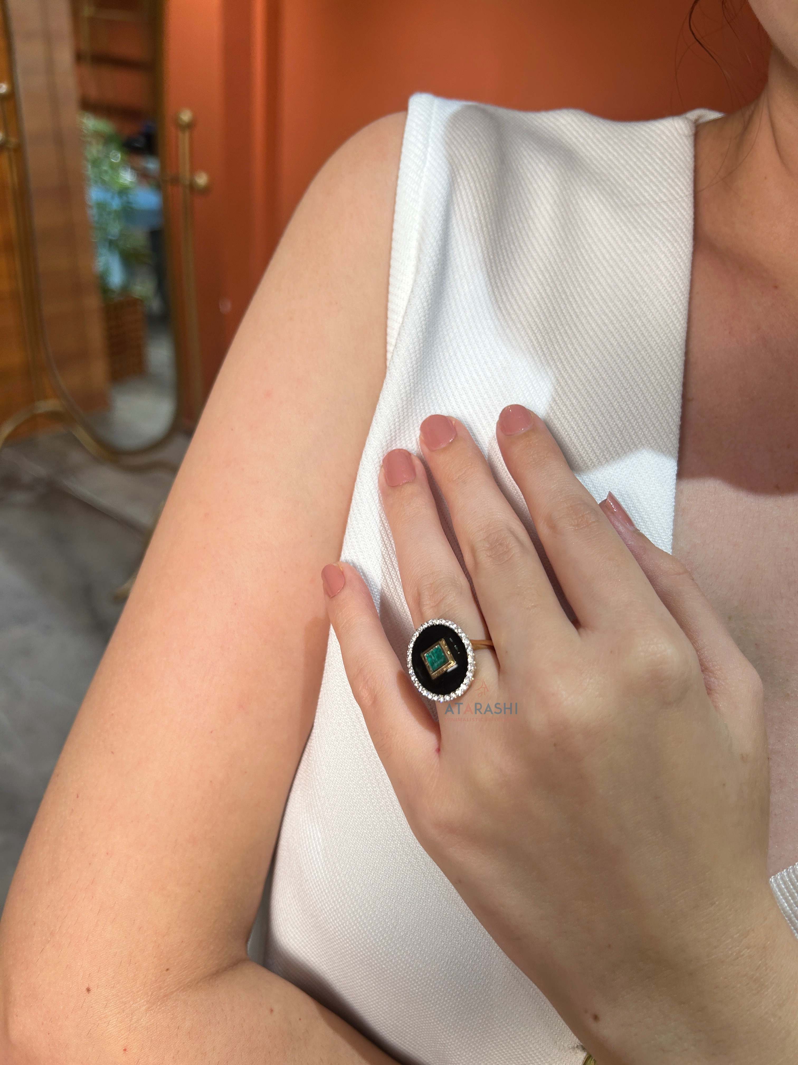 Royal Embrace Ring