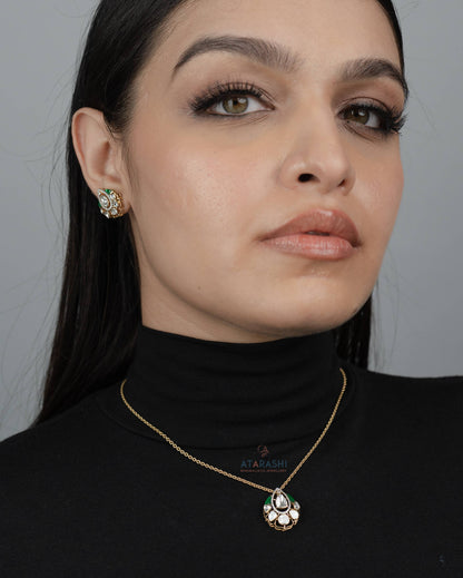 Advika Royal Grace Pendant