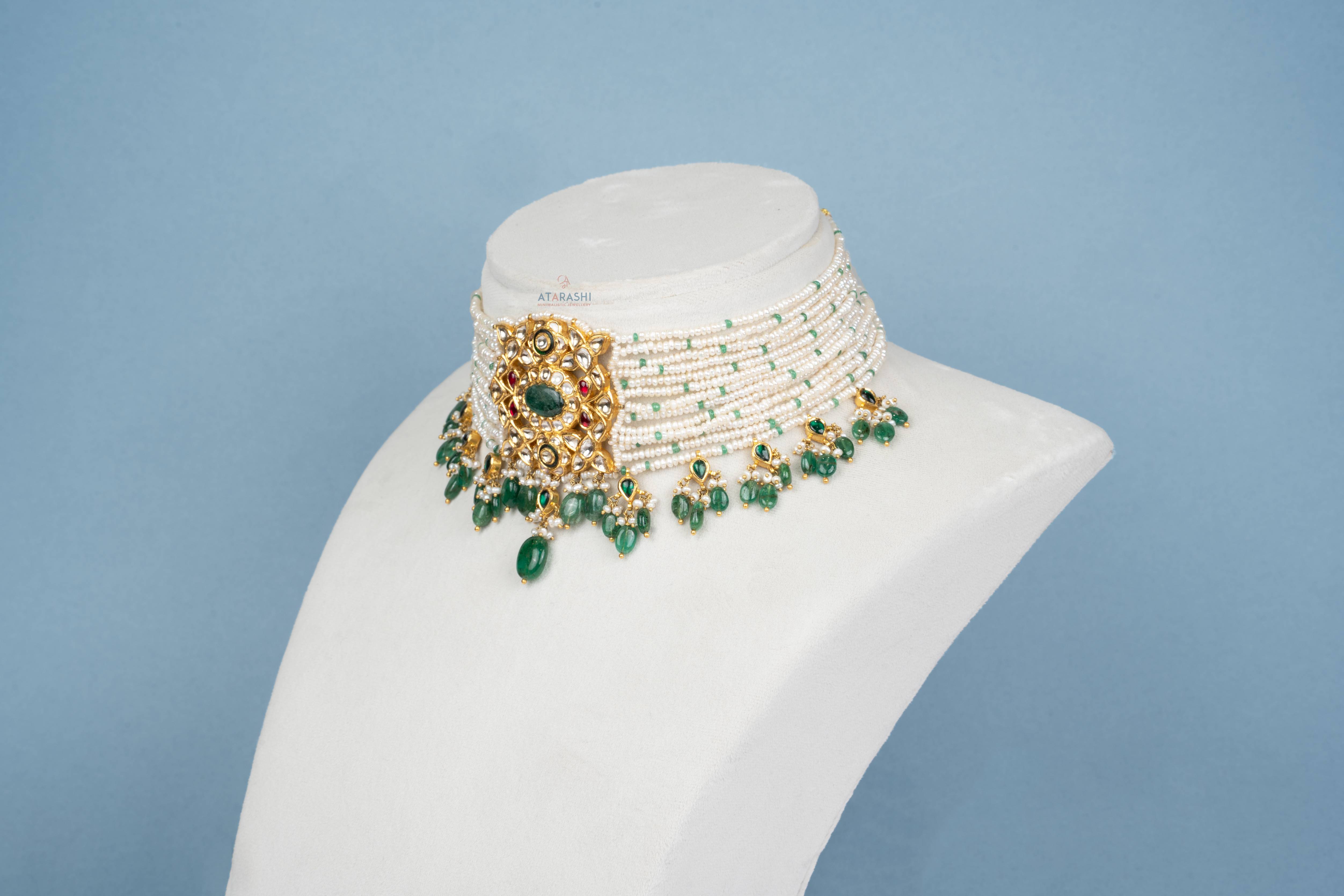 Ruhani Emerald Kundan Choker