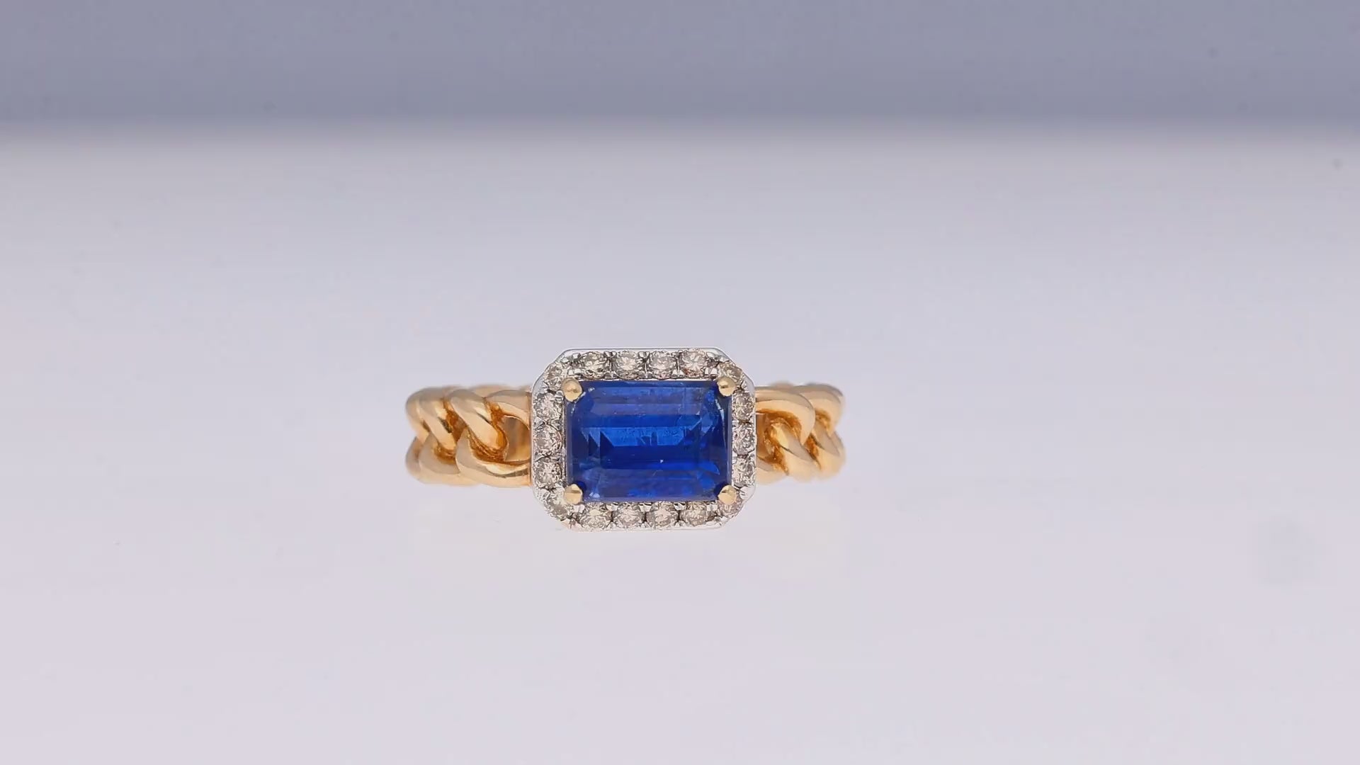 Royal sapphire chainlink