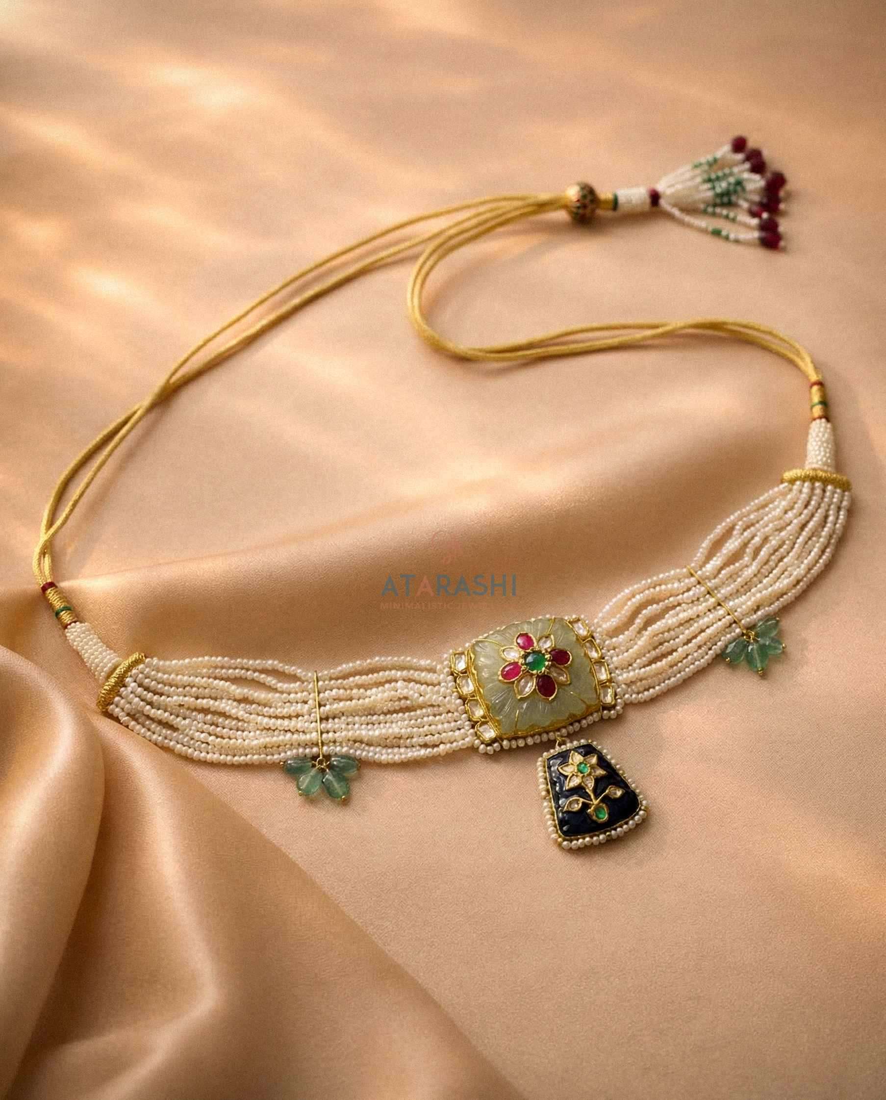 Aarunya Choker