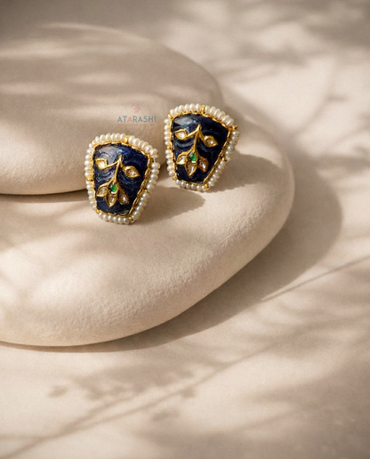 Lisha Pearl Stud Earrings
