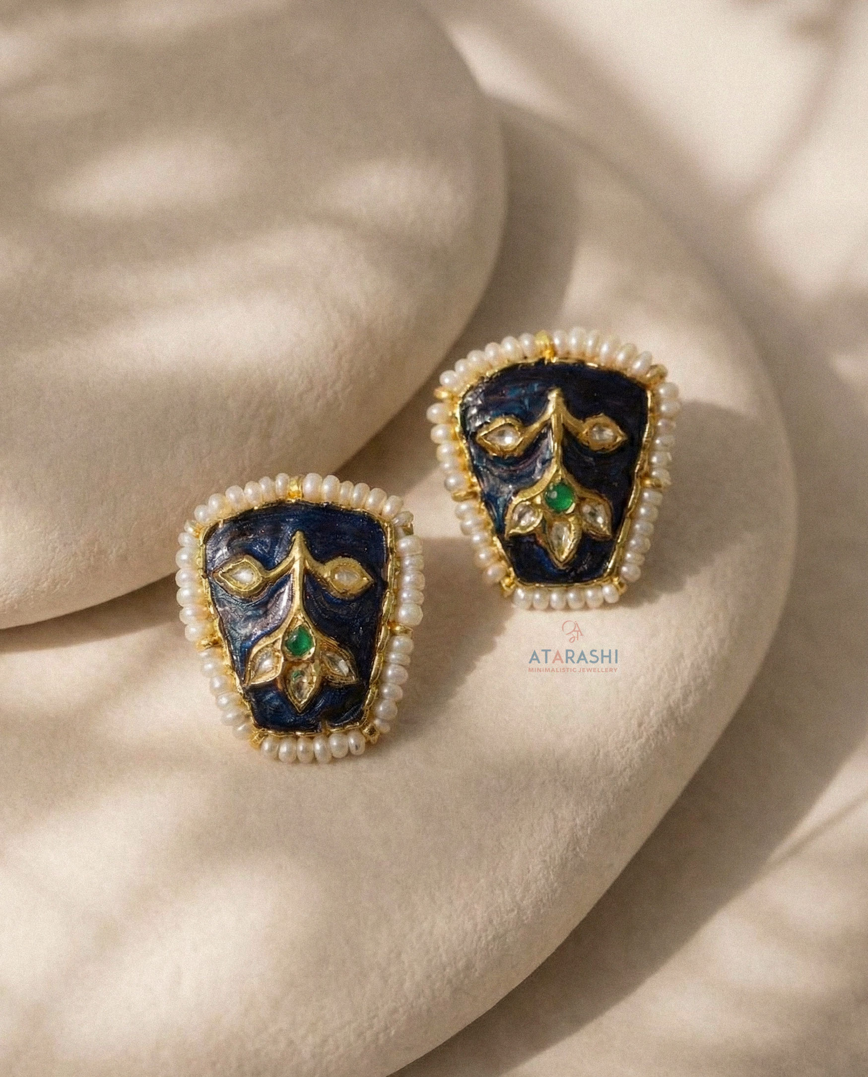 Lisha Pearl Stud Earrings